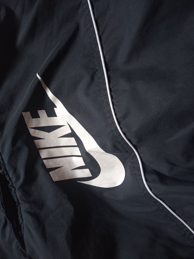Kurtka wiatrówka Nike 152-158cm 12 13 lat