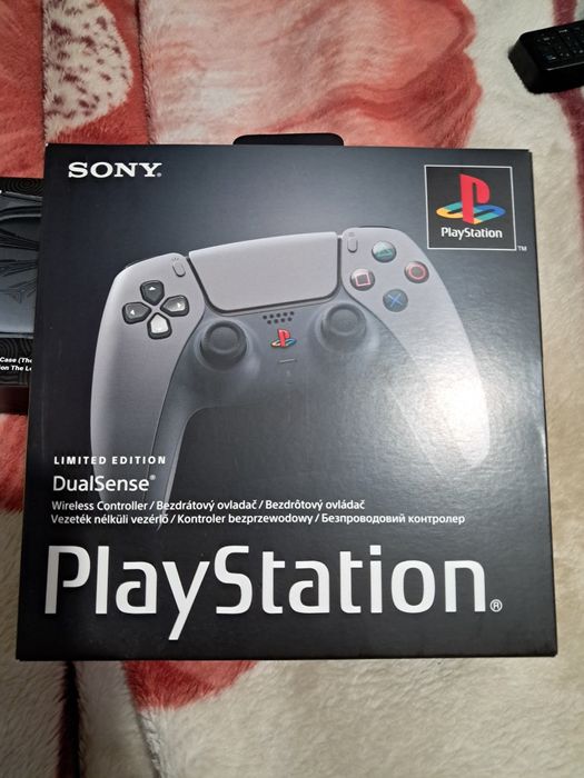 Playstation PS5 Dualsense 30Th Anniversary