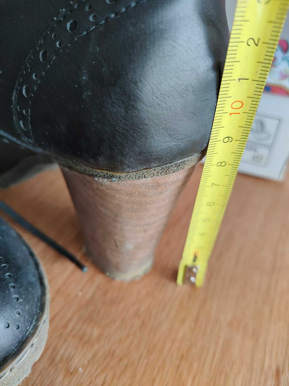 Sandálias e Sapatos