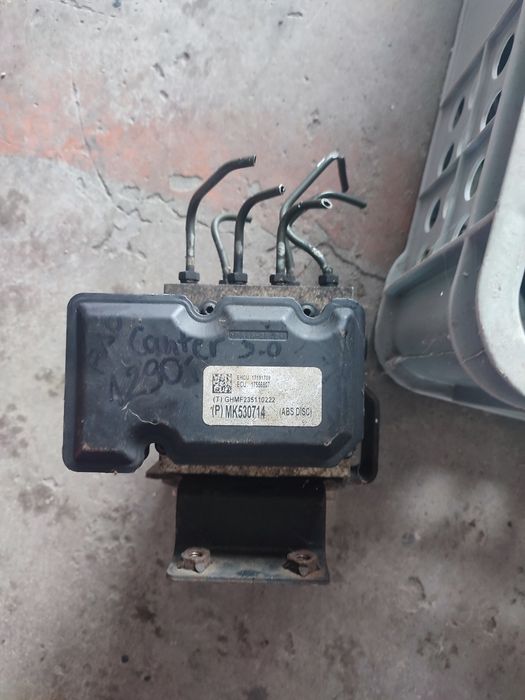 Pompa ABS ESP Mitsubishi canter fuso 3.0 mk530.714