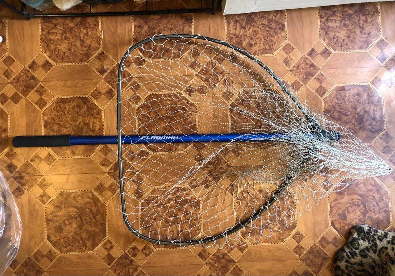 Подсак для ловли с лодки Flagman Landing Net на 2,3 м. Новый