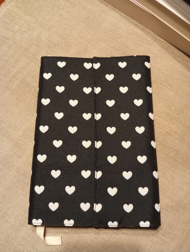Otulacz na książki. Etui. Okładka.