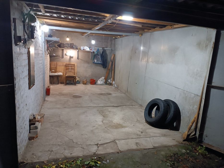 Продам гараж біля м.Студентська