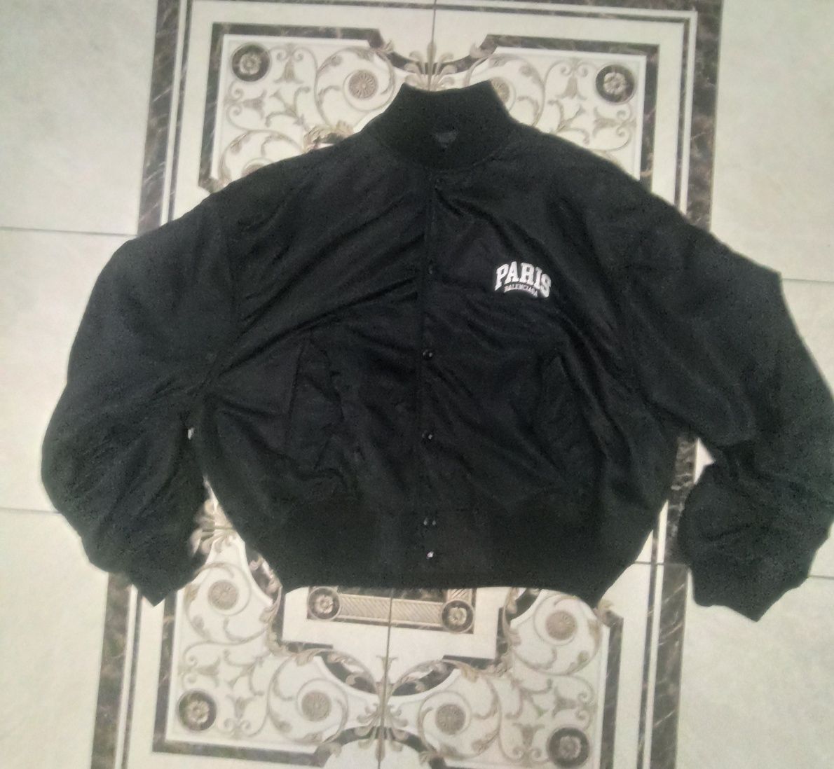 Бомбер Balenciaga