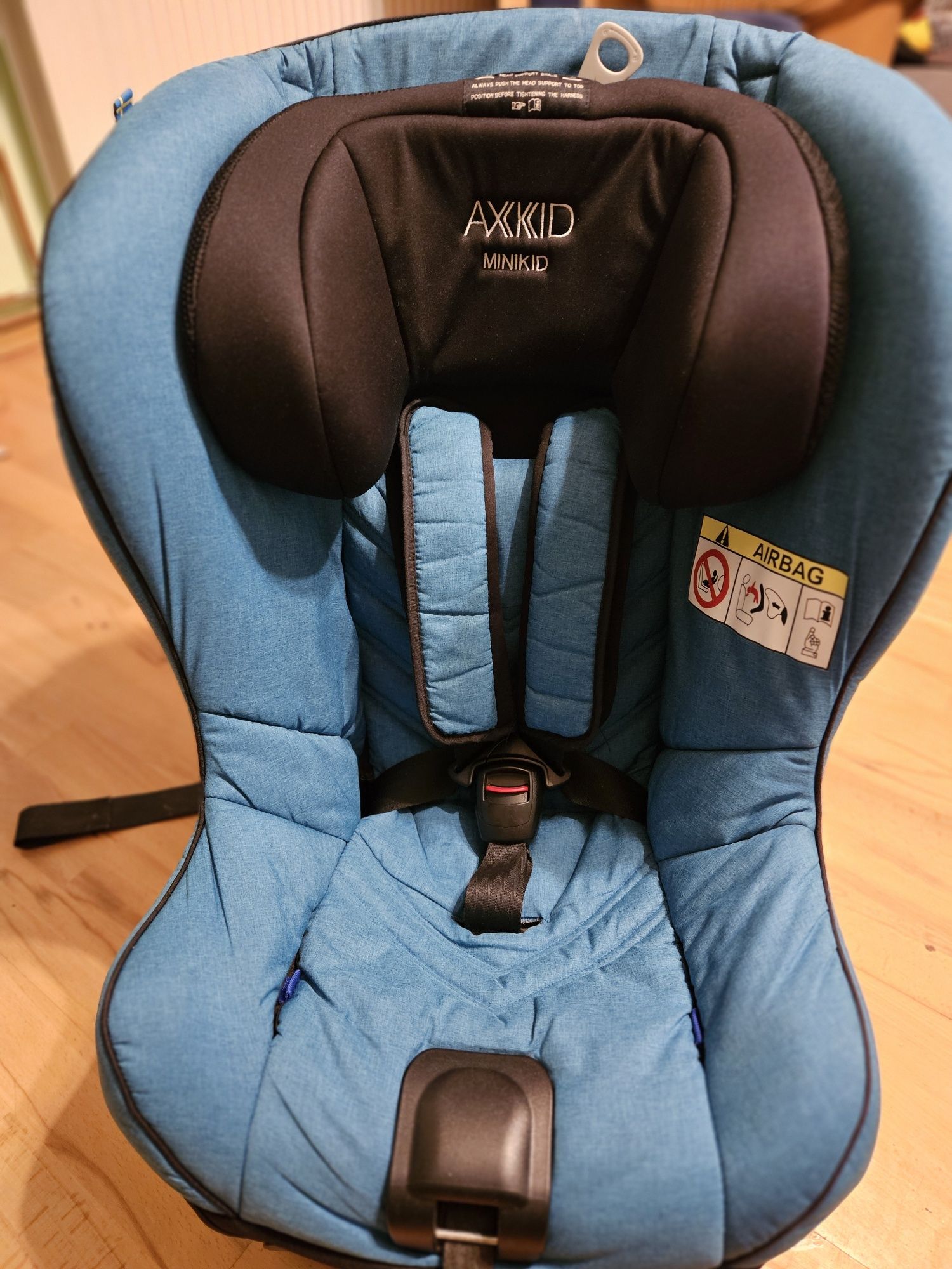 Fotelik Axkid minikid 2.0 9-25kg