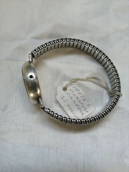 Relógio mecânico marca Obrey