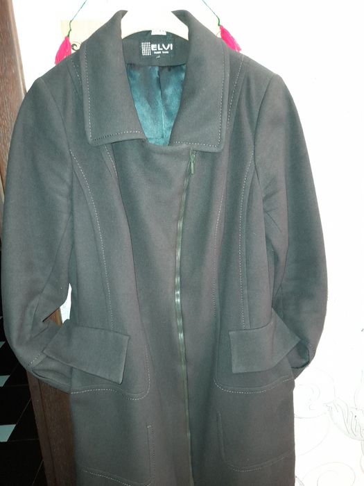 Продам осінне тепле пальто