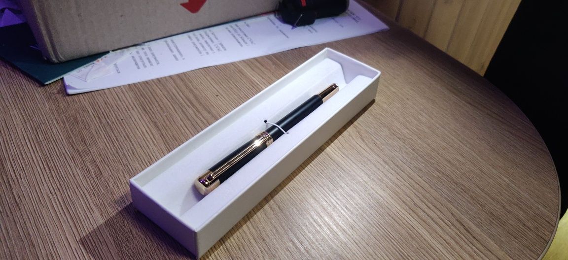 Повний комплект Nina Ricci RSR8292A-Fountain pen Boucle Noir
