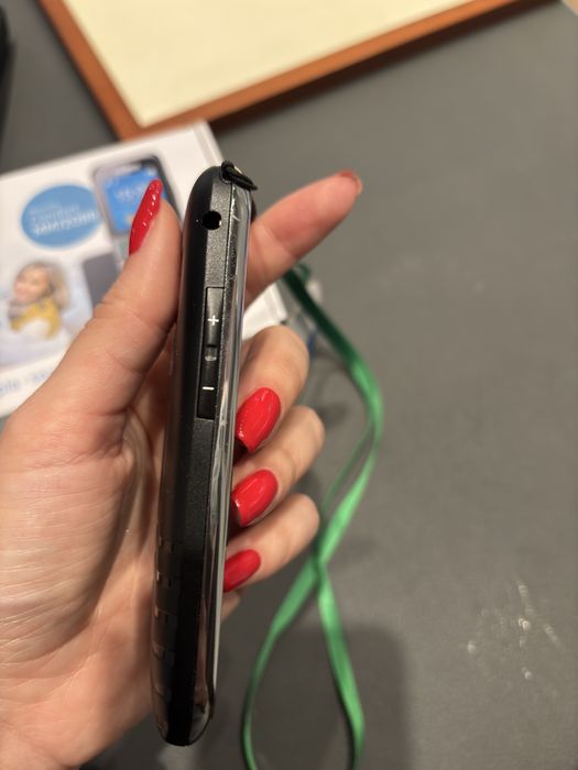 Telefon dla seniora MaxCom mm720bb