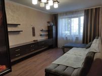 Продається 3-кімнатна квартира на ЗаготЗерно!