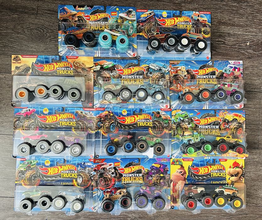 Набор из 2 машинок Хот Вилс Монстер тракс Hot Wheels Monster Truck!