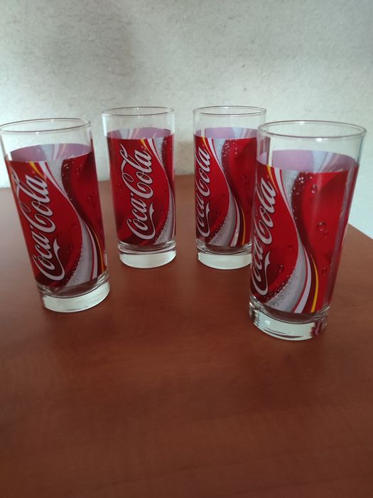 Szklanki Coca Cola