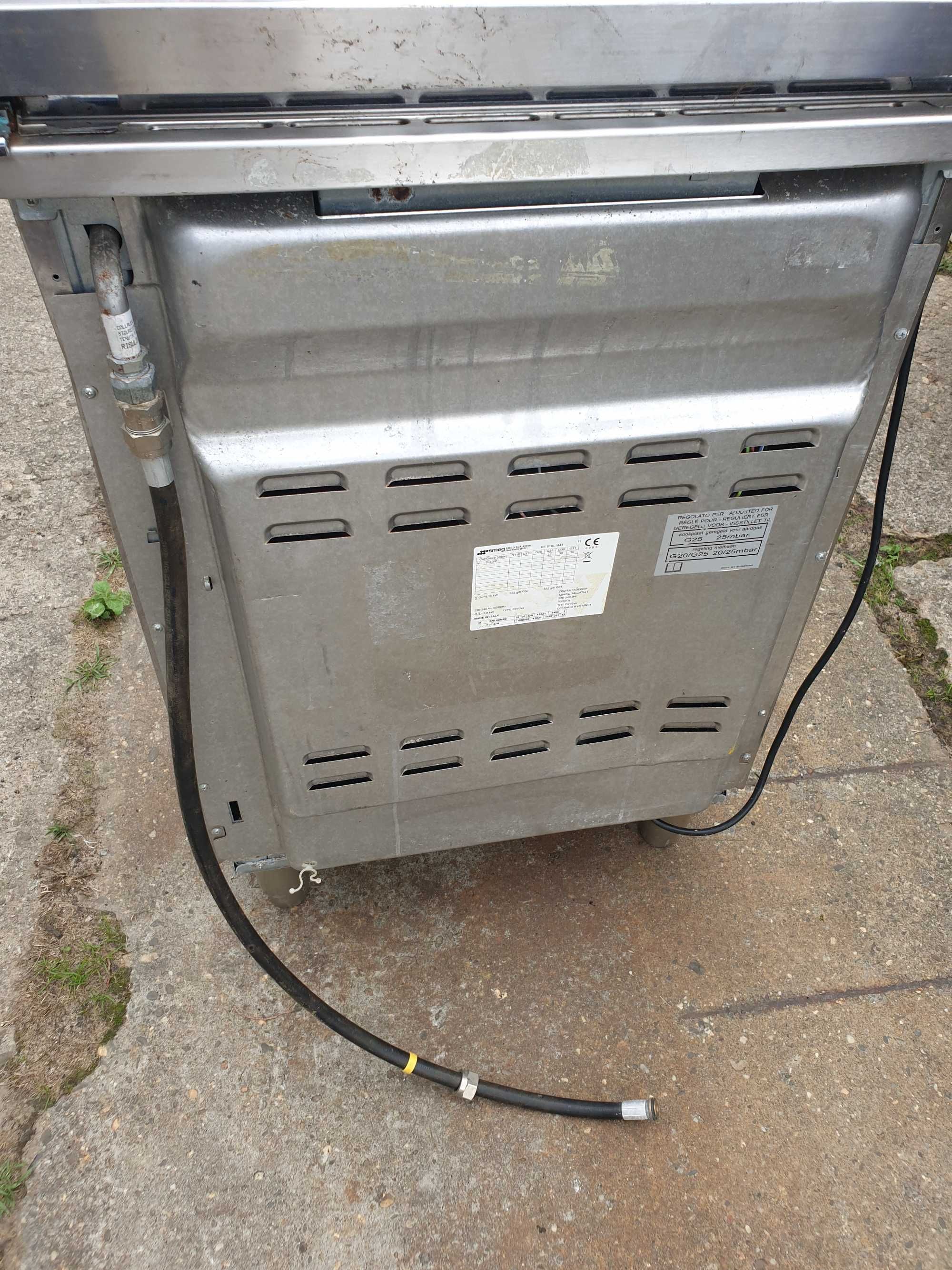 SMEG kuchenka gazowa Smeg + piekarnik elektryczny