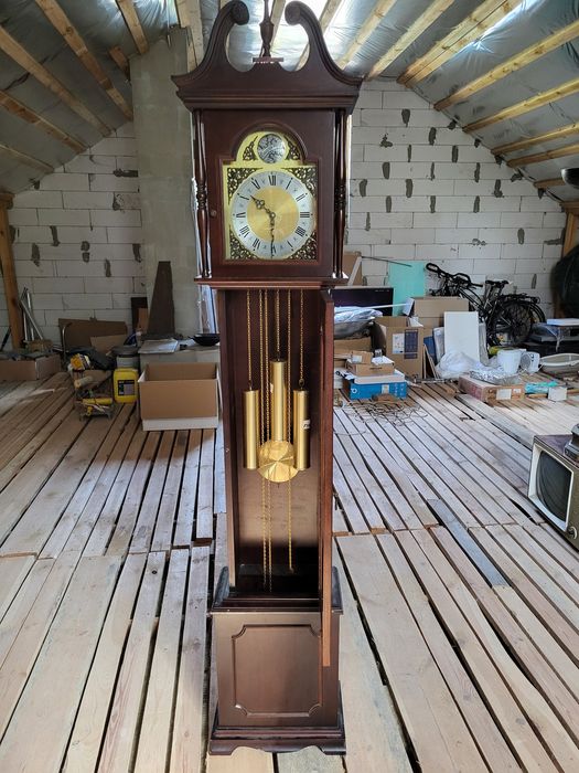 Підлоговий годинник з четвертим боєм. Німеччина 70 ті роки