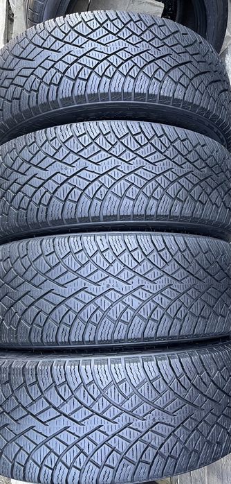 Шини Nokian Hakkapelita R5 SUV 215 65 R 16 .2022