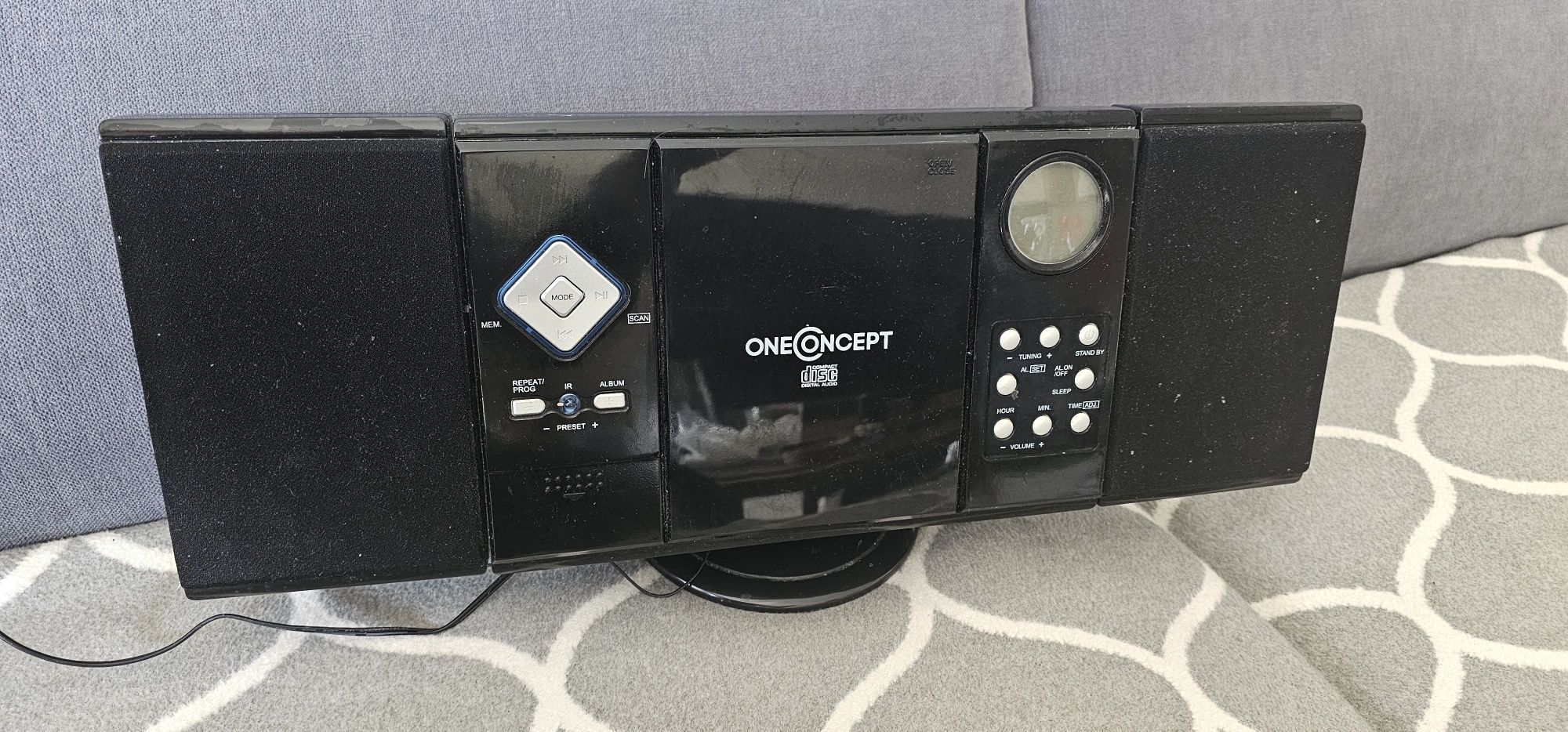 Wieża stereo OneConcept V-12-BT