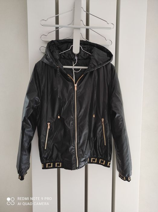 Kurtka damska Maisson
krótka / jesień wiosna / rozm. M / czarna matowa