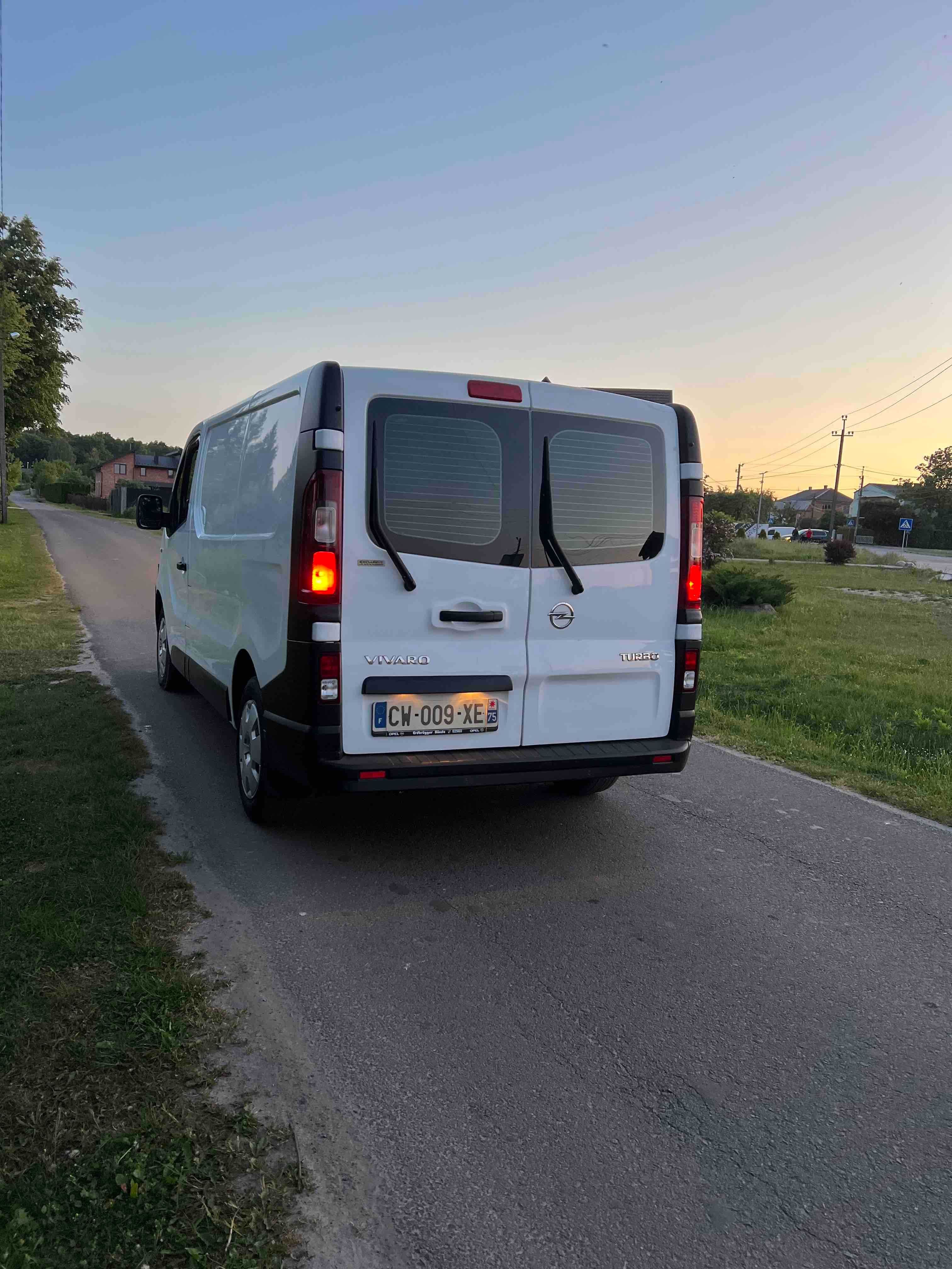 Opel Vivaro 2015