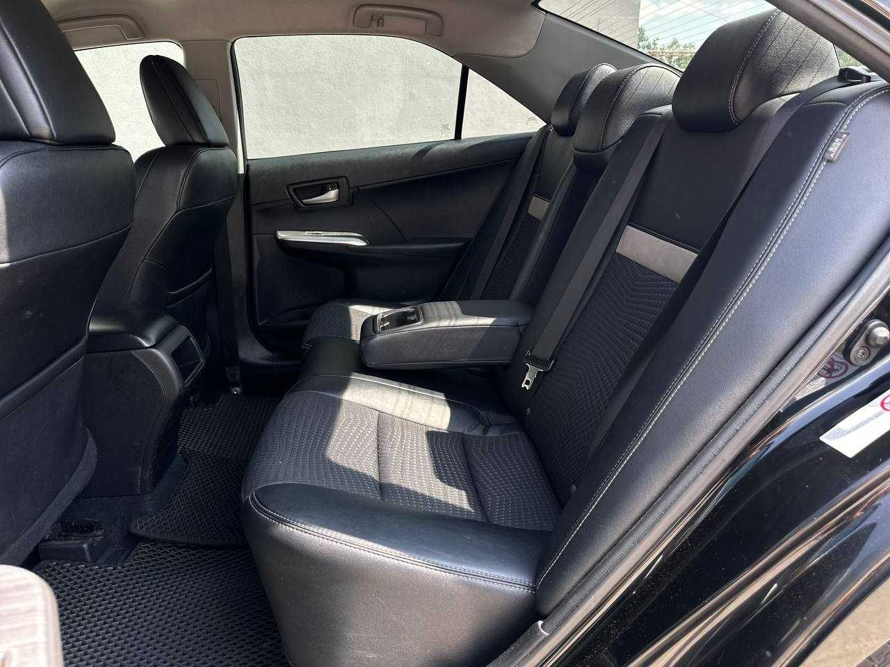 Toyota Camry 2013  (Розстрочка / Лізинг)