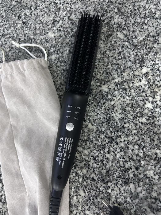 Vendo maquina alisar barba e cabelo