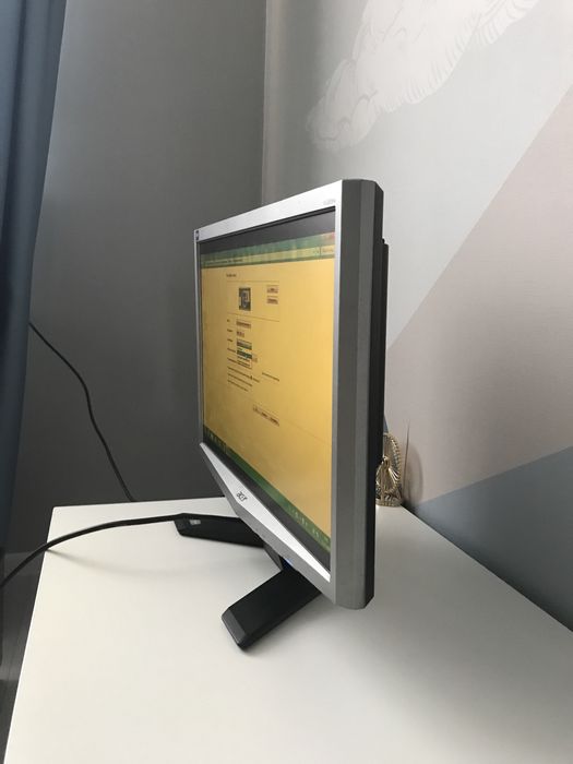 Монітор  Acer x193w
