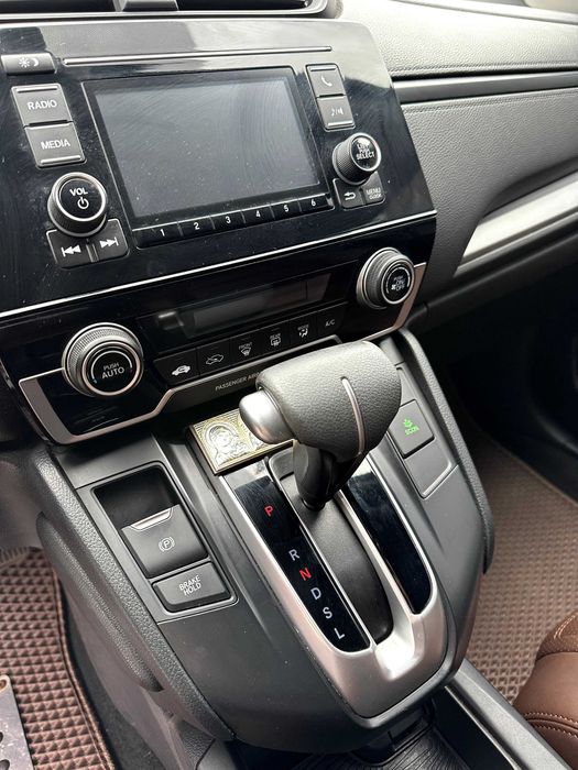 Продам Honda CR-V 2017 рік можлива розстрочка,кредит!