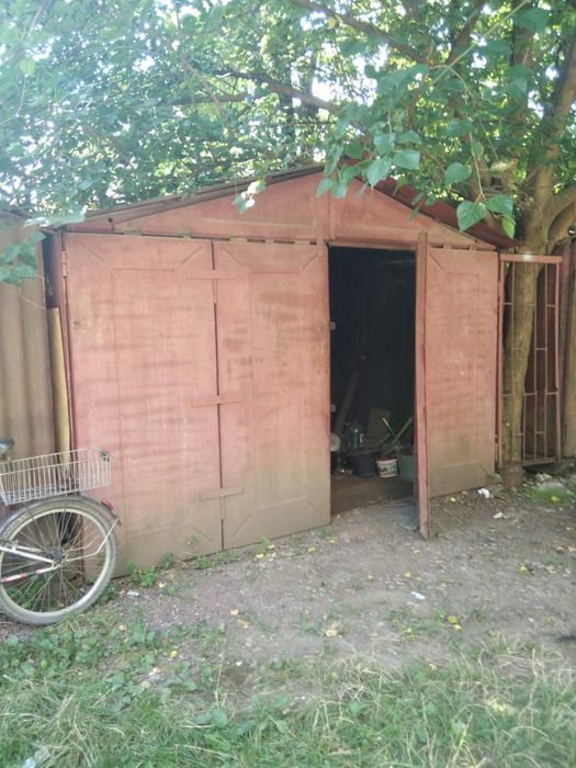 Продам гараж без міста