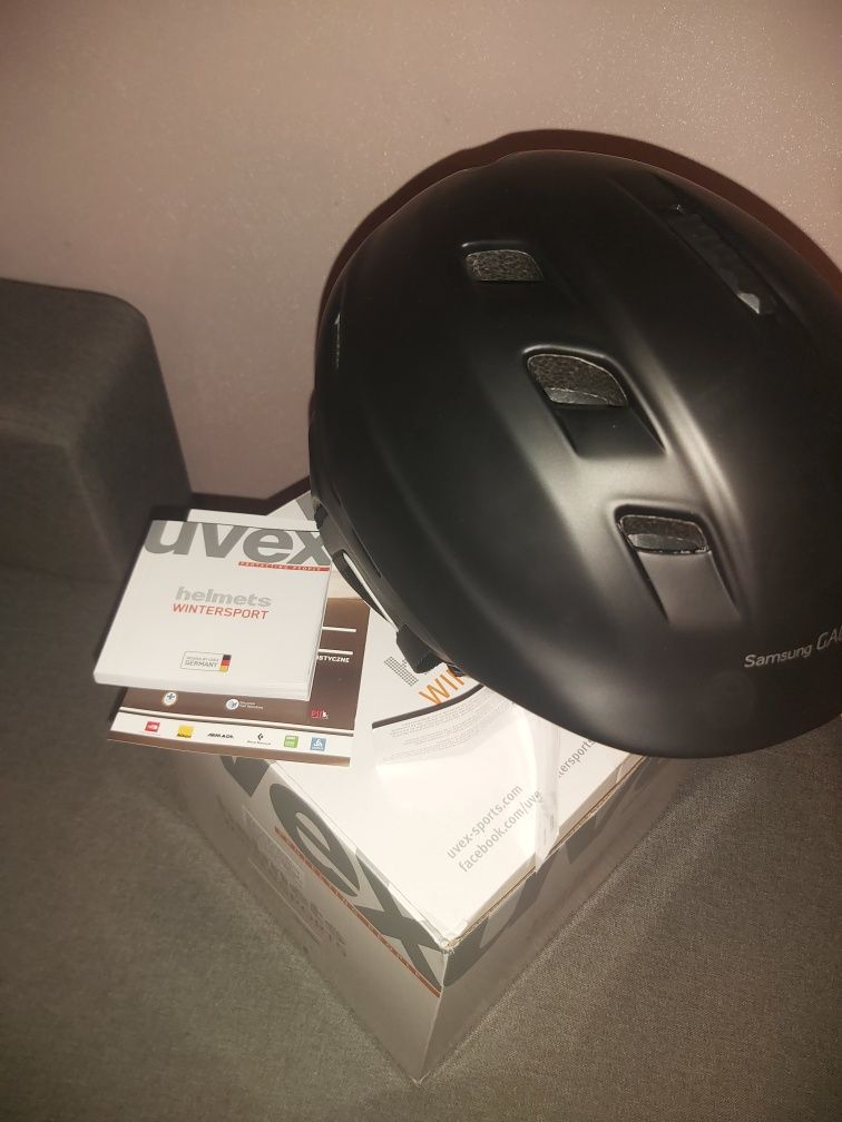 Kask narciarski uvex comanche 2