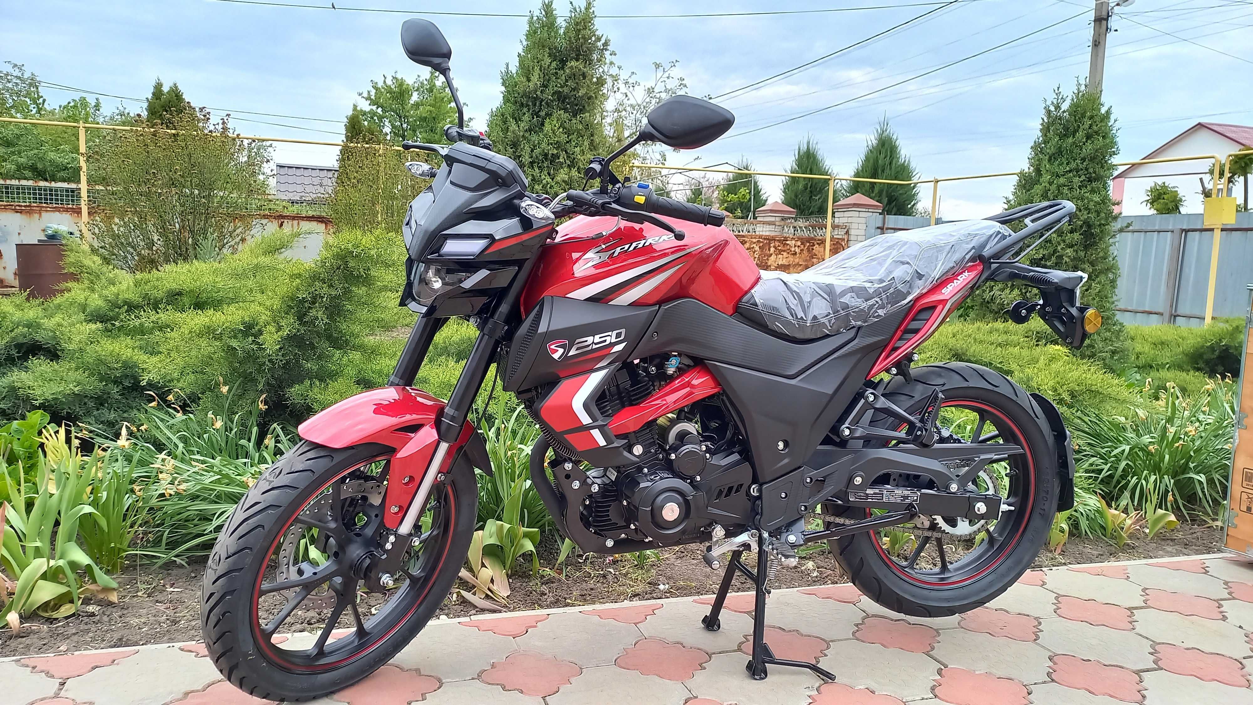 Продам нові мотоцикли SPARK SP250R-33 м-н "Мото-Рай", м.Синельникове.