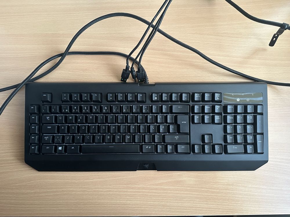 Teclado Razer Balckwidow Chroma v2