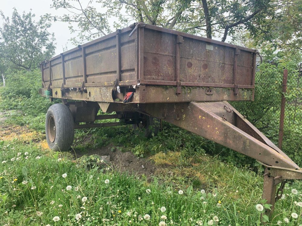 Трактор Т-40, причіп, плуг, культиватор, копалка.