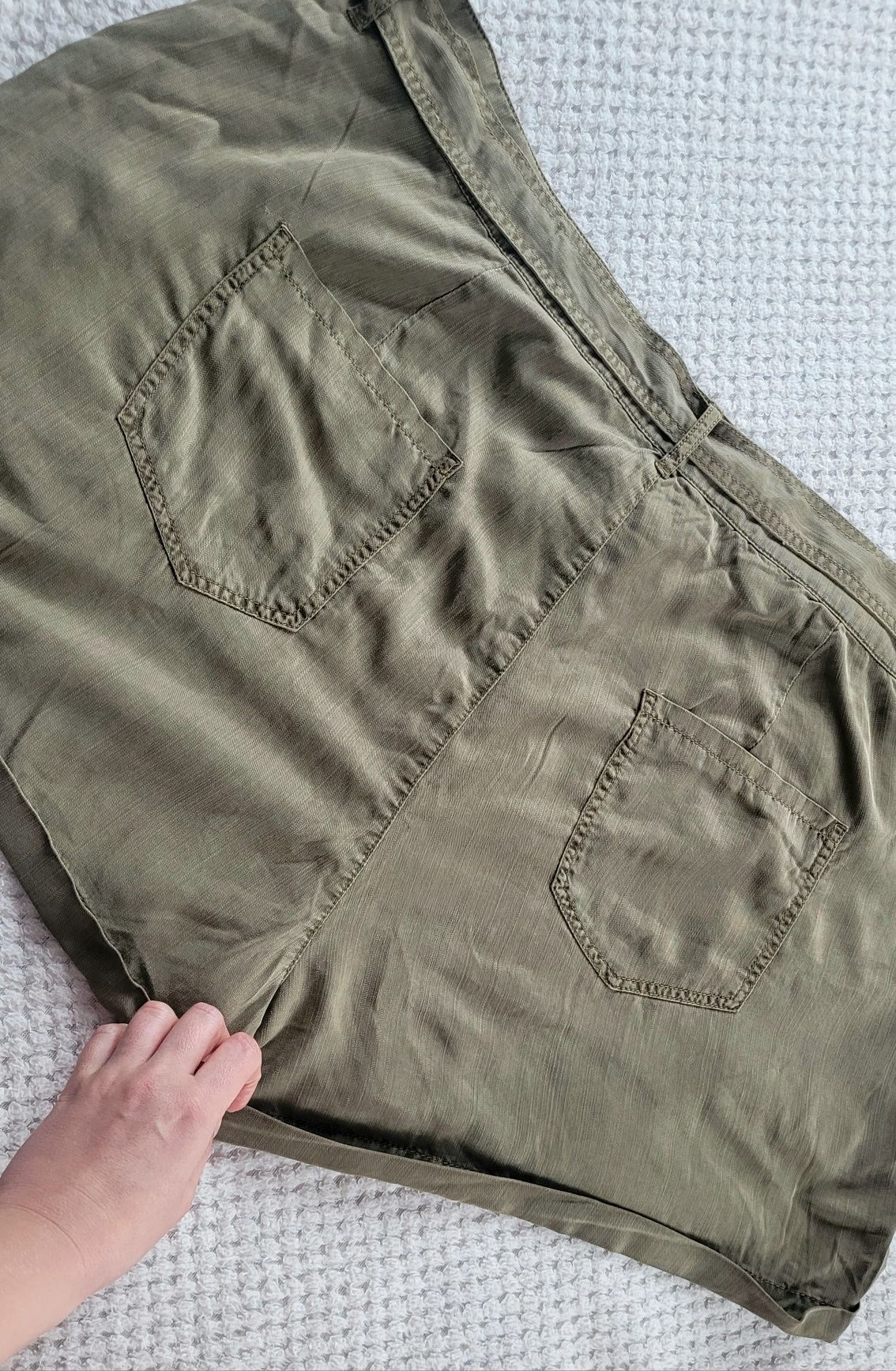 Nowe krótkie spodenki szorty wysoki stan wiązane w pasie plus size