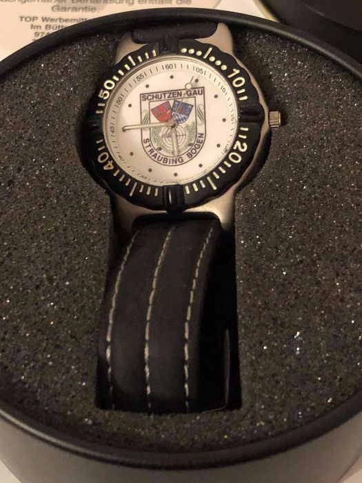 Nowy zegarek La Bruyère Top Logo Watch