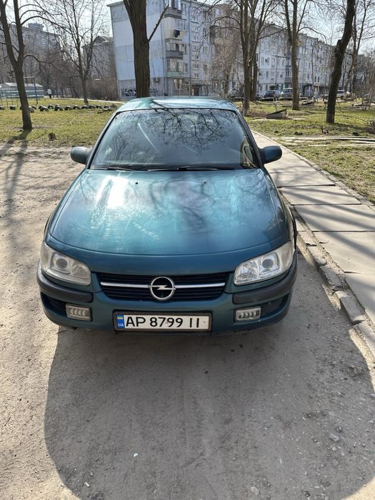 Опель Омега б 2.0л