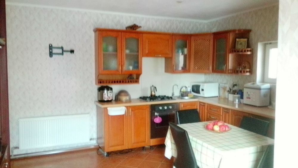 Продам два дома на одном участке по цене одного всеми удобствами. В Кр