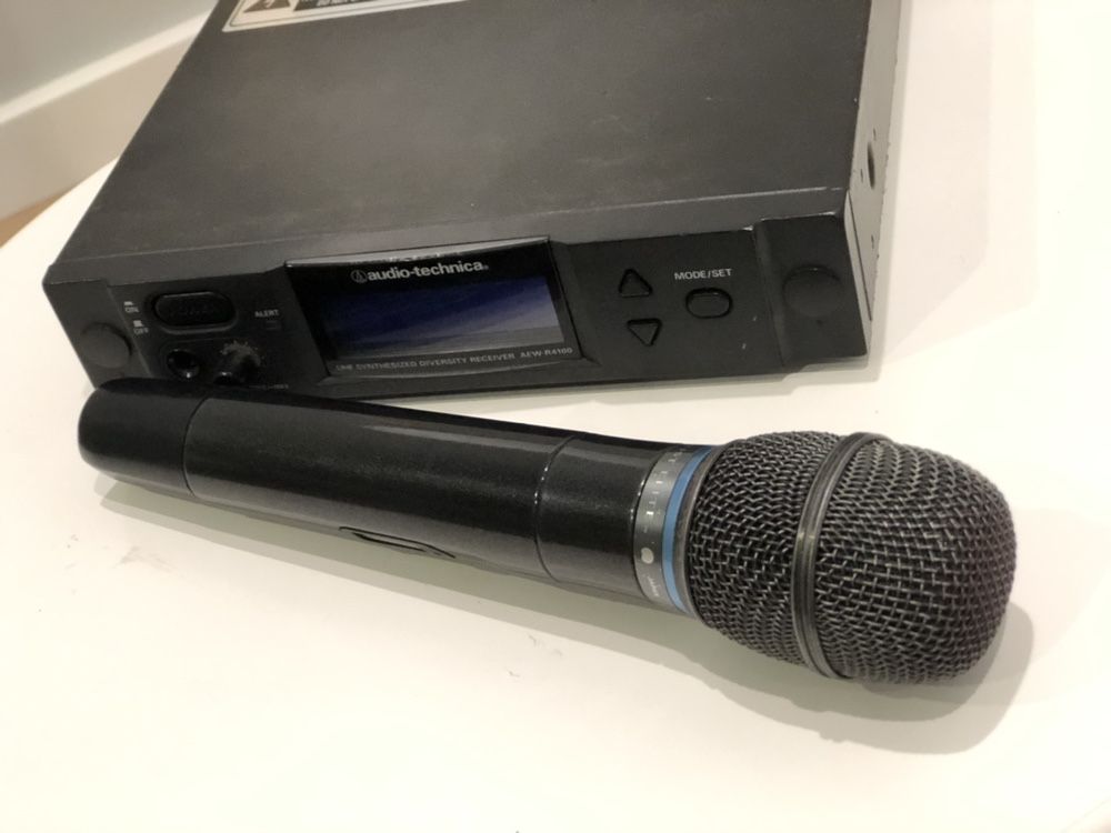 Audio Technica AEW4250 (t3300) радиомикрофон