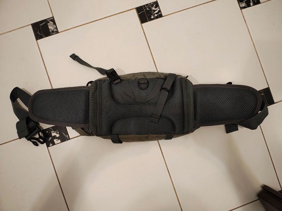 Функціональна сумка на пояс. Багатофункціональна та містка сумка