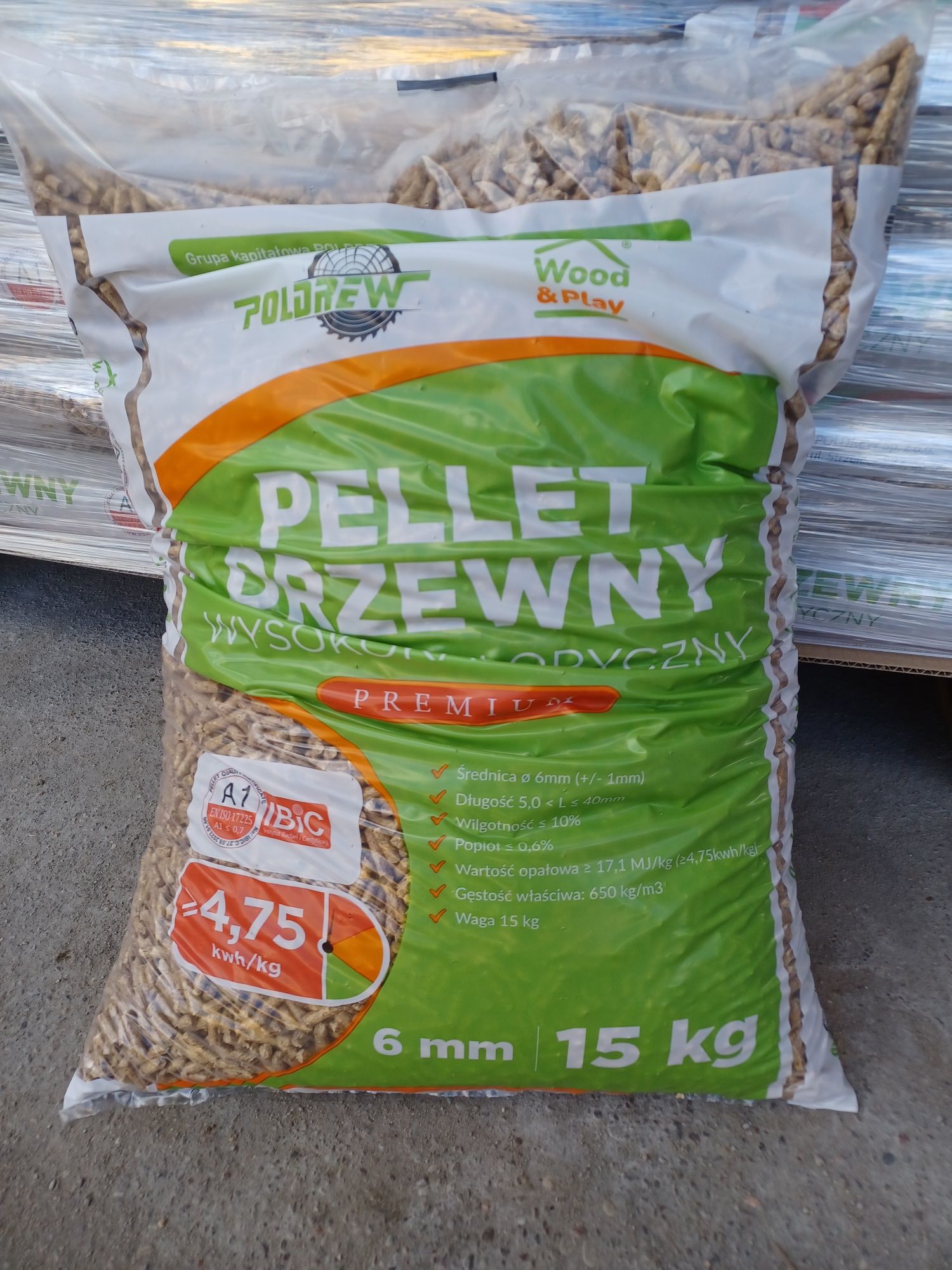 Deski, więźba dachowa, drewno konstrukcyjne, opałowe, pellet, tarcica