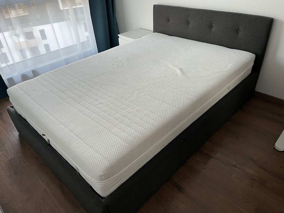 Łóżko IKEA szare 160x200 z materacem