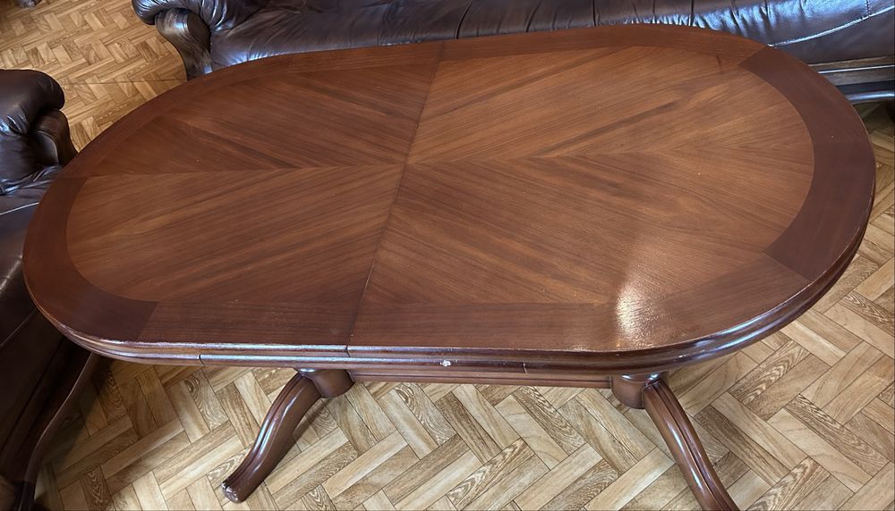 Ława drewniana zdobiony blat z możliwością stołu . Polecam