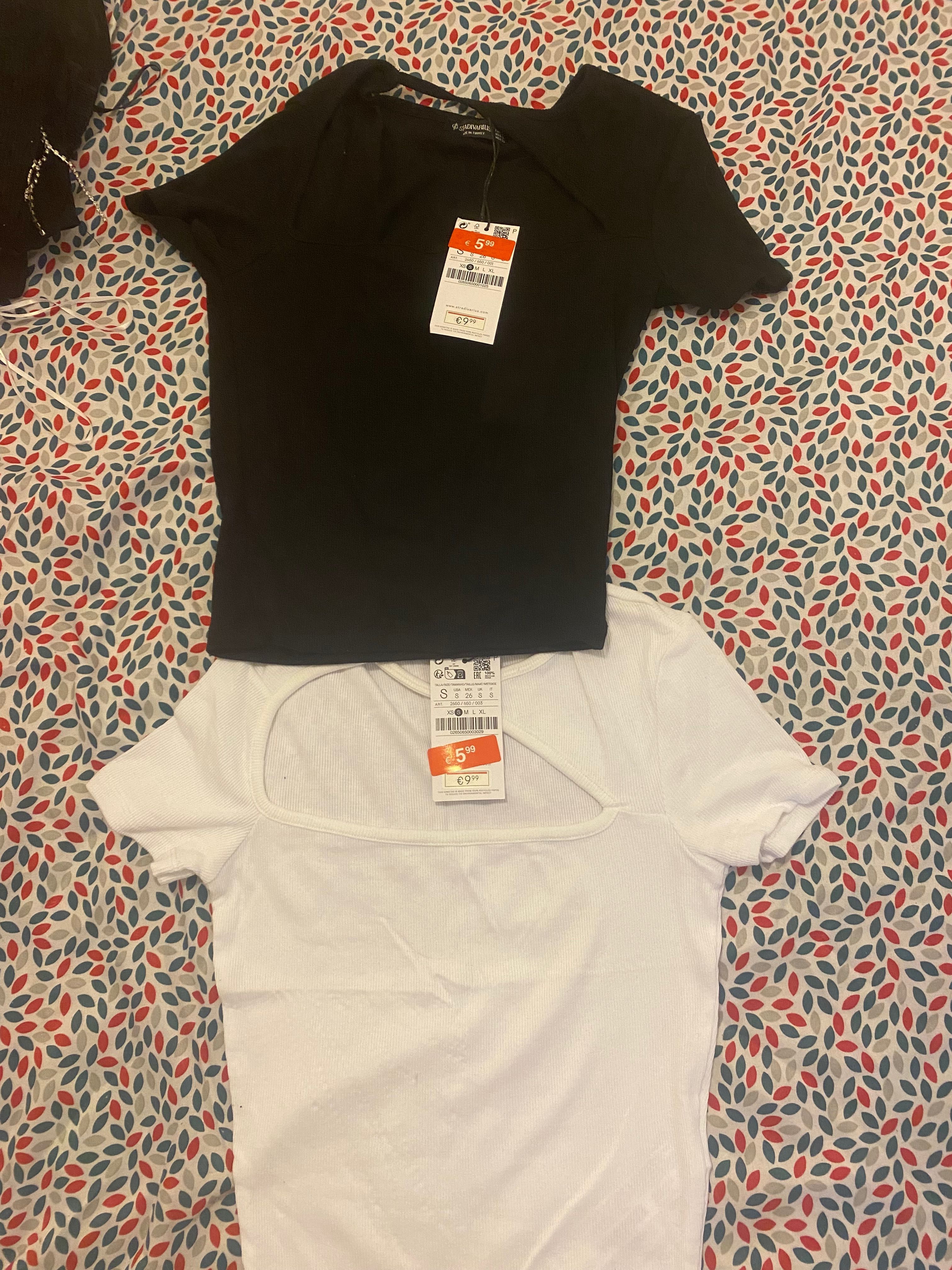 Vestido e casaco novos