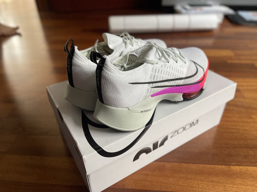 Nike Air Zoom Tempo NEXT