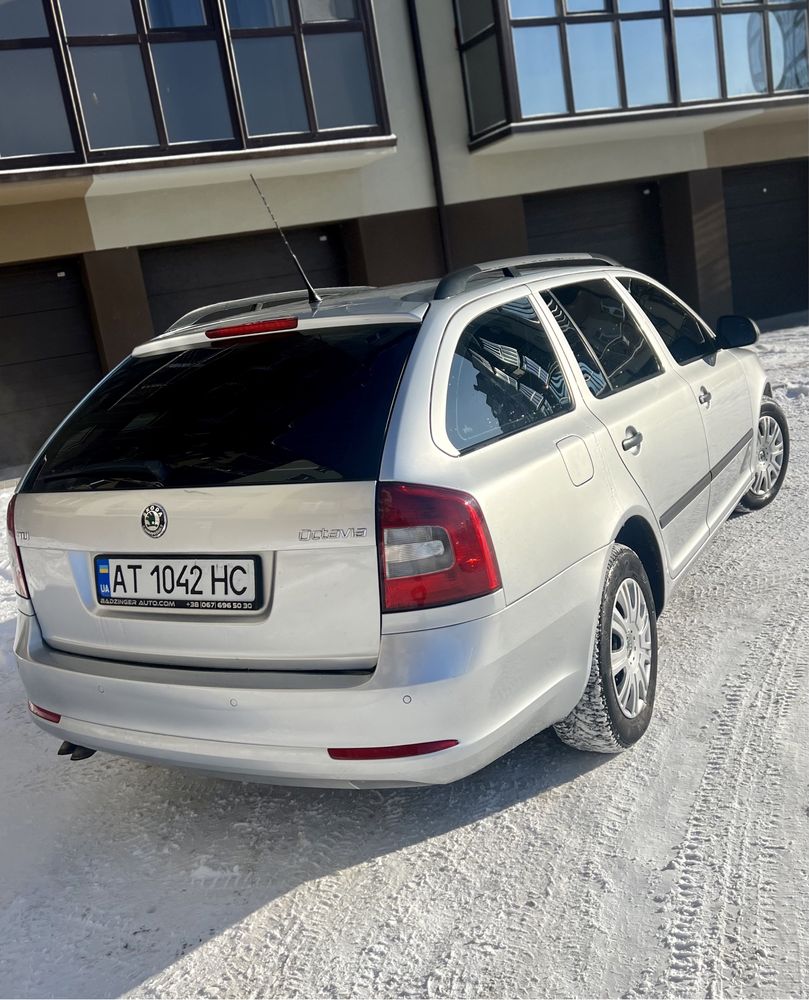 Шкода октавія 2009р АВТОМАТ. Skoda Octavia 1.9d