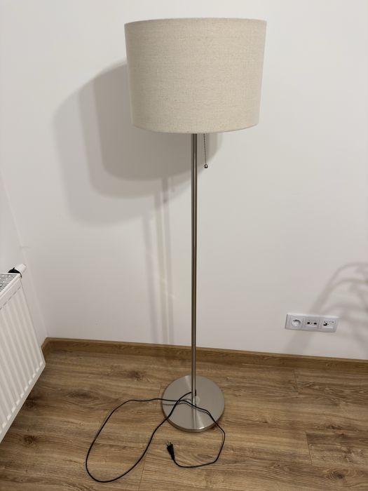 Lampa stojąca Jysk