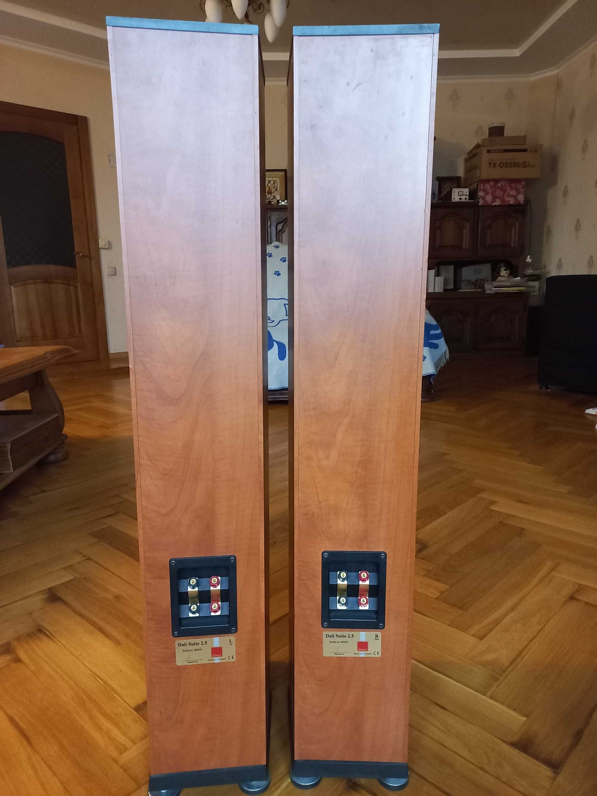 Колонки Dali Suite 2,5