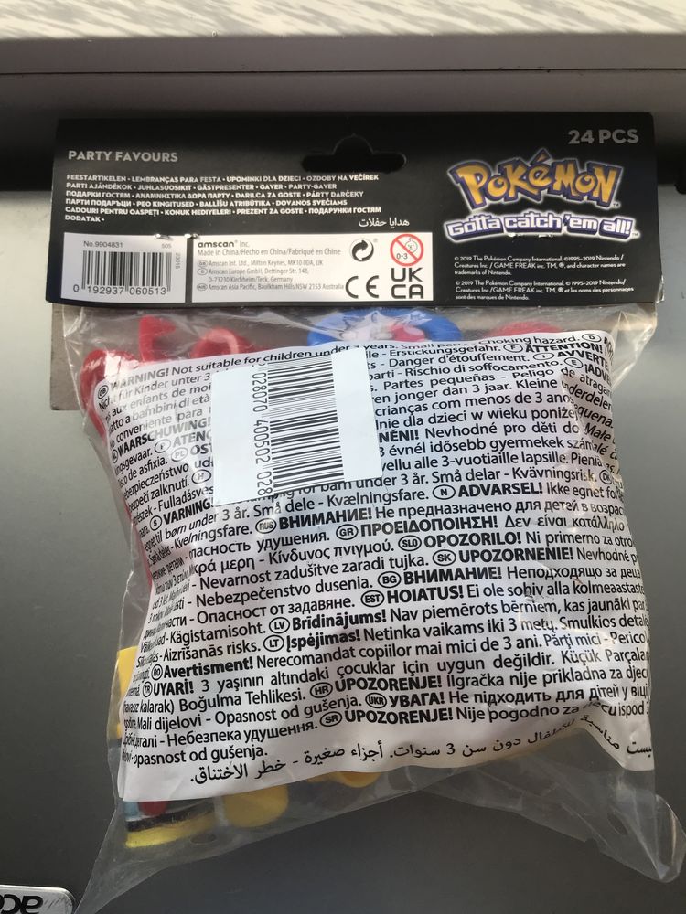 pokemon party zestaw 4 rodzaje zabawek po 6 szt =24 mini zabawki