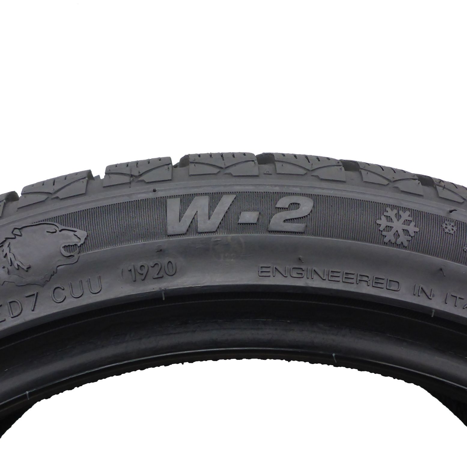 205/45/17 Momo 205/45R17 88V XL North Pole Zima 2020 7,8-8mm Jak Nowe