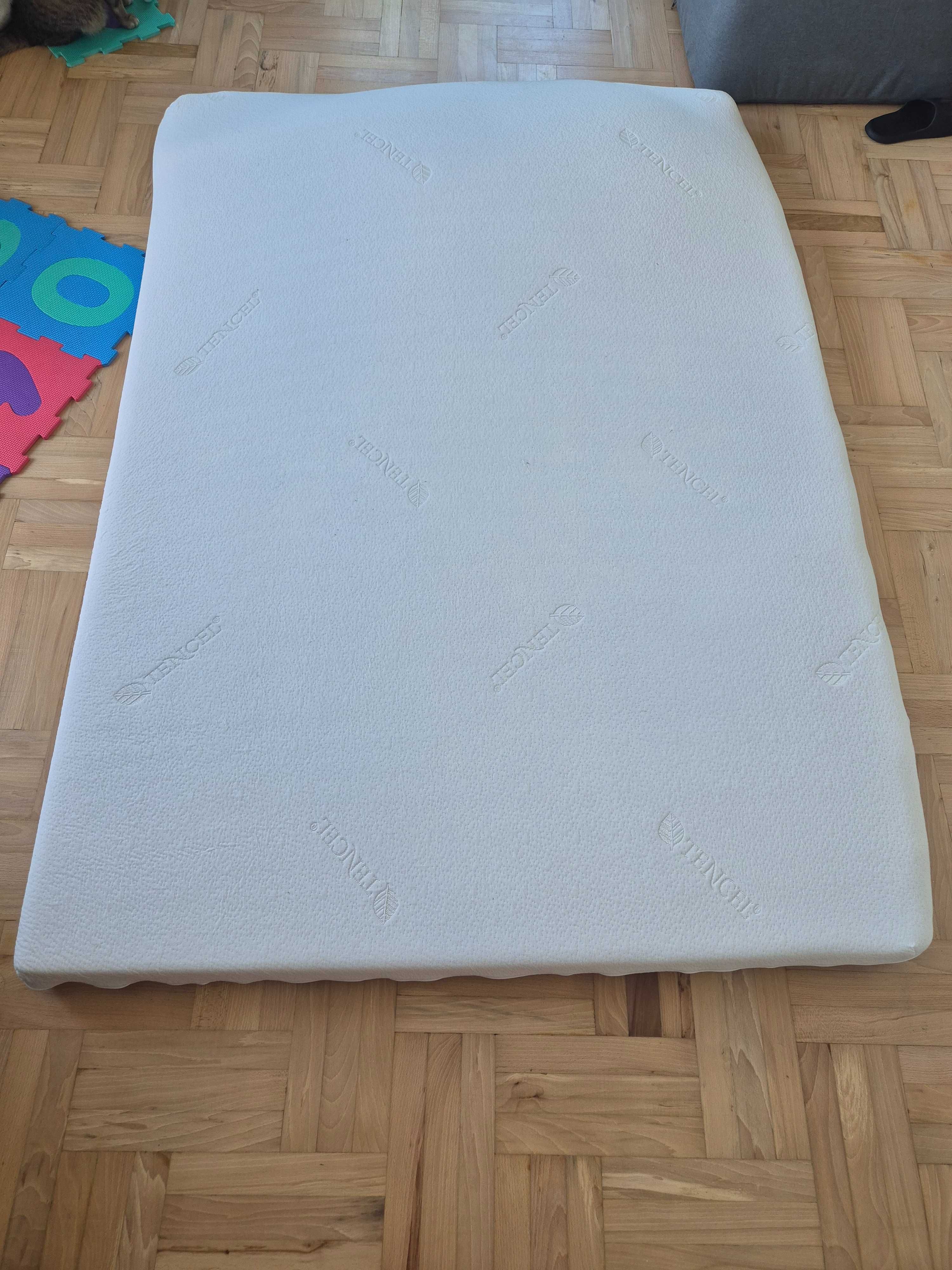 Lóżko plus materac