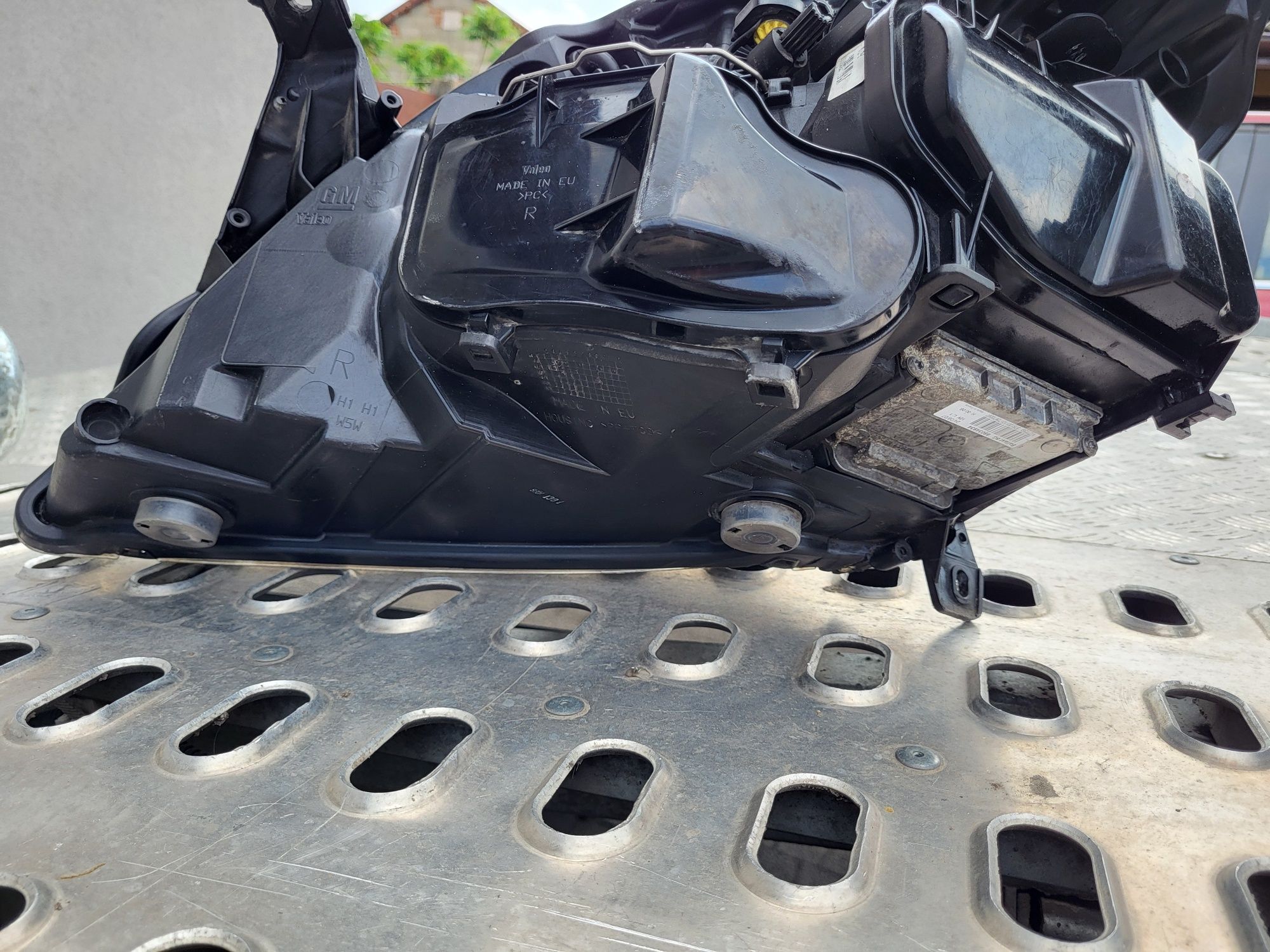 Reflektory lampy przód prawa lewa bi xenon AFL opel vectra c signum EU