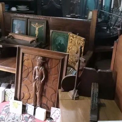 Só velharias e restauros